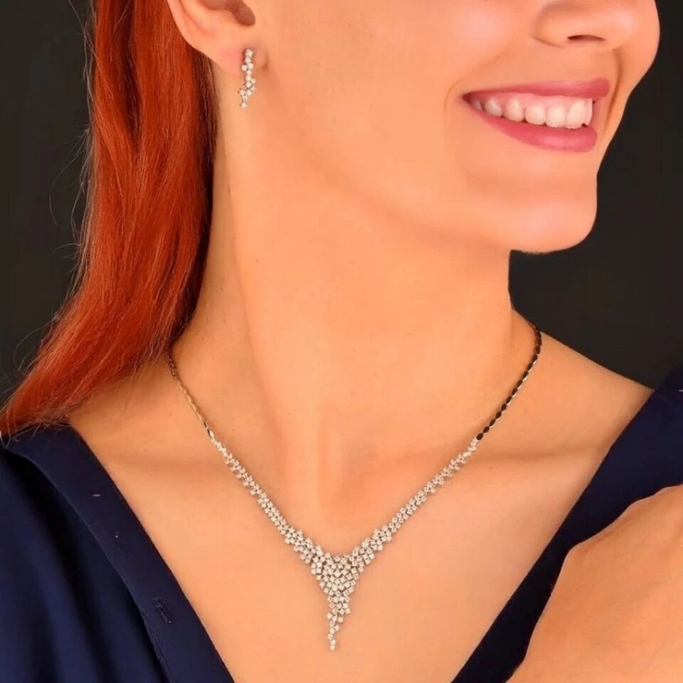 14 Ayar Beyaz Taşlı Set Takımı