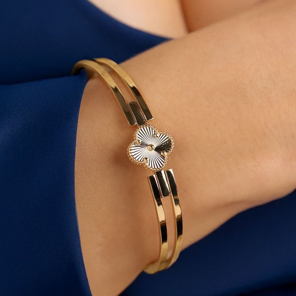 Altın Yonca Kaburga Kelepçe